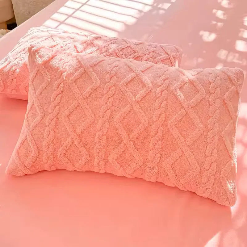 Plush Velvet Bed Pillowcase product photo 6
