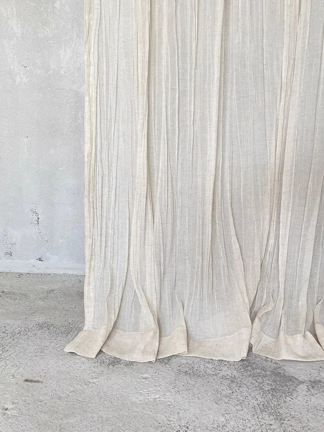 Wrinkled Linen Tab Top Curtain product photo 3